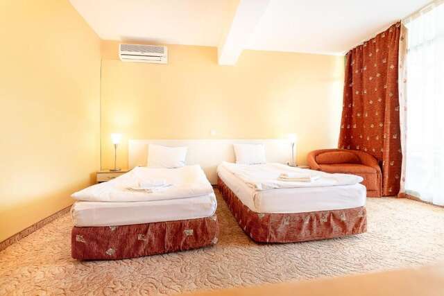 Отель Hotel Juli Солнечный Берег-37